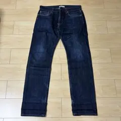 ⭐️UNIQLO セルビッジ ストレートジーンズ 31 黒紺