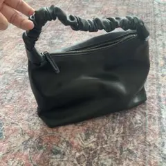 TOPKAPI EFOLE 黒 合成皮革 ハンドバッグ ルーズハンドル