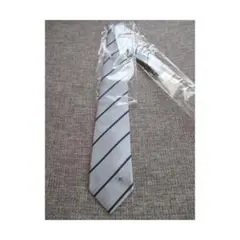 ★バーバリーブラックレーベル ホ－ス刺繍 ネクタイ