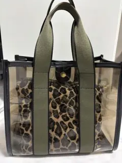 豹柄ポーチ付き　ビニールバッグ