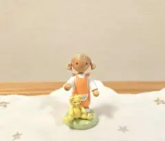 マーベルルーシーアトウェル　陶器人形　夢は待つのではなく掴みに行くのよ　躍動感 マーベルルーシーアトウェル 陶器人形 夢は待つのではなく掴みに行くの
