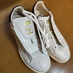 adidasスタンスミス