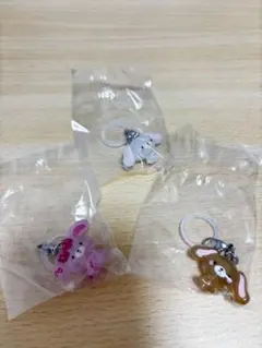 サンリオゆるっとめじるしアクセサリー　ぼんぼんりぼん、しろうさ、くろうさ3セット