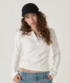 ハートボタンヘンリーネック ロンT TINA：JOJUN