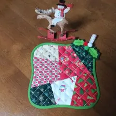 クリスマスポットマット　フリークロス　タペストリー　パッチワーク　ハンドメイド①