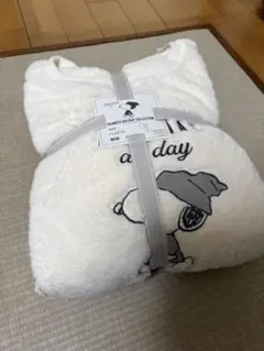 M*i様 【新品】ユニクロ ピーナッツ ホリデー フリースセット スヌーピー X