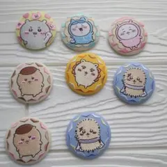 チ*ィ様 ちいかわ　刺繍缶バッチ　8個