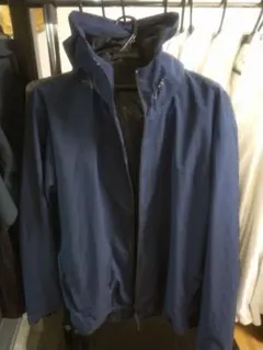 ネイビー ナイロンジャケット フード付き