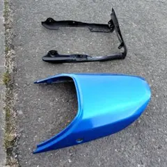 GSX400インパルス テールカウル 新品 スズキ GSX400インパルス テールカウル 白/青 23E 純正 中古