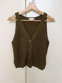 H&M ノースリーブニットトップス