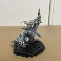 モノブロス亜種　スタンダードモデル　モンスターハンター　モンハン　フィギュア