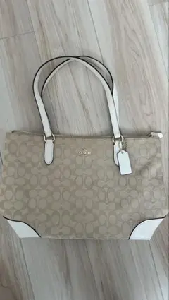 COACH ベージュ トートバッグ
