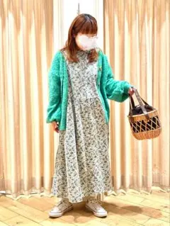 Item thumbnail for item 7e1319f9-41c7-4cec-8f61-0cc611c63f1a