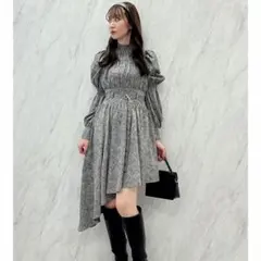 dazzlin アシメギャザーミディワンピース