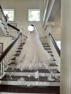 アールイズウェディング　メロウ刺繍　ロングベール アールイズウェディング メロウ刺繍 ロングベール - メルカリ