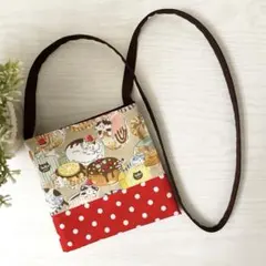 まあるいお菓子と猫ちゃん♡キッズポシェット♡ハンドメイド