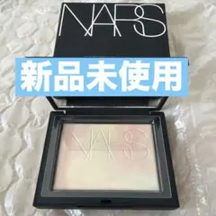 新品未使用限定NARSライトリフレクティングプリズマティックパウダー01783のサムネイル