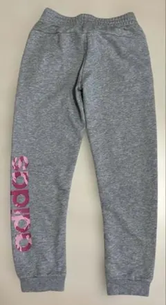 adidasアディダス スウェットパンツ　グレー ピンクバックロゴ　140のサムネイル