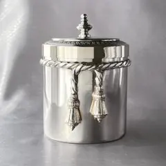 Item thumbnail for item 90bd0783-8317-4082-8738-0619427e5396