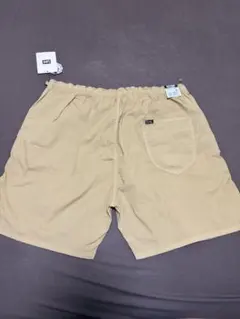 新品タグ付き！Lee ショートパンツ ベージュ　 XLサイズのサムネイル