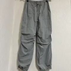 GU パラシュートパンツグレーM 早く乾き快適　暑い日にも