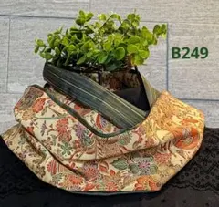 サービス品B249着物リメイクねじりスヌード★花唐草