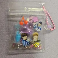 jungkook、アクリル