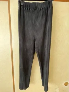 Mサイズ プリーツデザインパンツ 黒