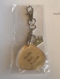 vasilisa 1000名限定チャーム