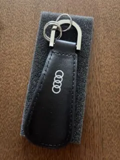 AUDI US純正 Ｓロゴ・本革レザーキーリング ブラック 【R8】新品 アウディ | SUBARUスバル純正STI キーリングSTSG20100650