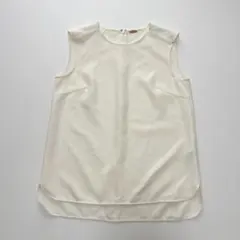 ミューズドゥーズィエムクラス ノースリーブ ブラウス ロゴ金具 とろみ 