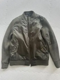 オリーブ色 MA-1ジャケット