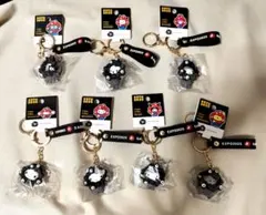 万博会場限定 サンリオ 黒ミャクミャクなりきりキーホルダー全7種【新品】13発送