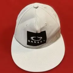 OAKLEY キャップ ホワイトのサムネイル