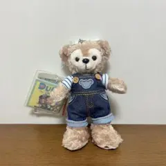 【新品】ディズニー ダッフィー ぬいぐるみバッジ 2016年限定　オーバーオール