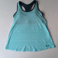 ナイキ　水色 　タンクトップ　Mサイズ