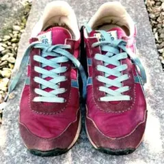 asics tiger スニーカーのサムネイル