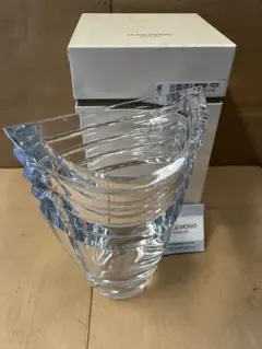 Item thumbnail for item 8c49eb2f-d351-44e4-a53c-ec173f0bd4b9