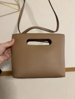 Calvin Klein ブラウン ショルダーバッグ