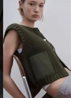 ZARA　マッチングポケット ニット ベスト　カーキ　　オリーブ　M