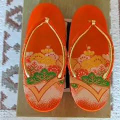 オレンジ花柄草履 金具付き