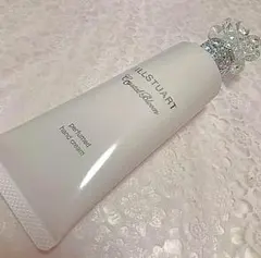 JILLSTUARTハンドクリーム