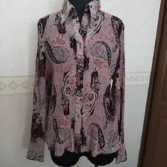 ペイズリー柄ピンク長袖シャツ