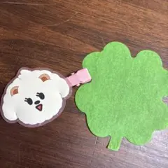 バムグッ　ヘアクリップ