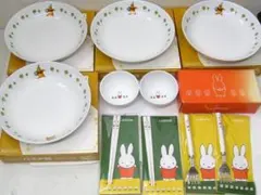 ミッフィー　箸・フォーク・小鉢　各２点 くまのプーさん パスタ皿　4枚　まとめて