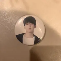 SEVENTEEN セブチカフェ 2022 ウォヌ　缶バッジ