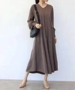 TITE in the store Vネック フレア ニットワンピース