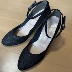 美品☆ Le Chione ブラック アンクルストラップ パンプス