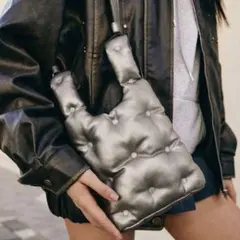 【SHEIN】キルティングショルダーバッグ