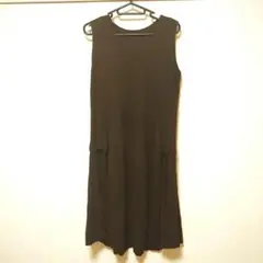 【美品】PINORE ピノーレ ブラックノースリーブひざ丈ワンピース